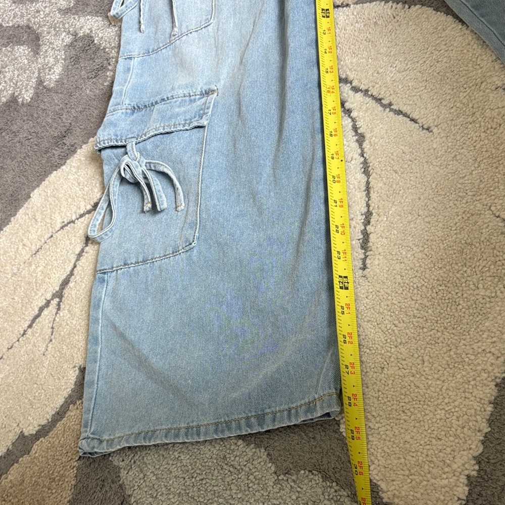 High Rise Wide Leg Cargo Jeans - Picture 7 of 8